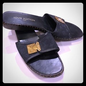 Authentic LOUIS VUITTON slip on sandals dark blue